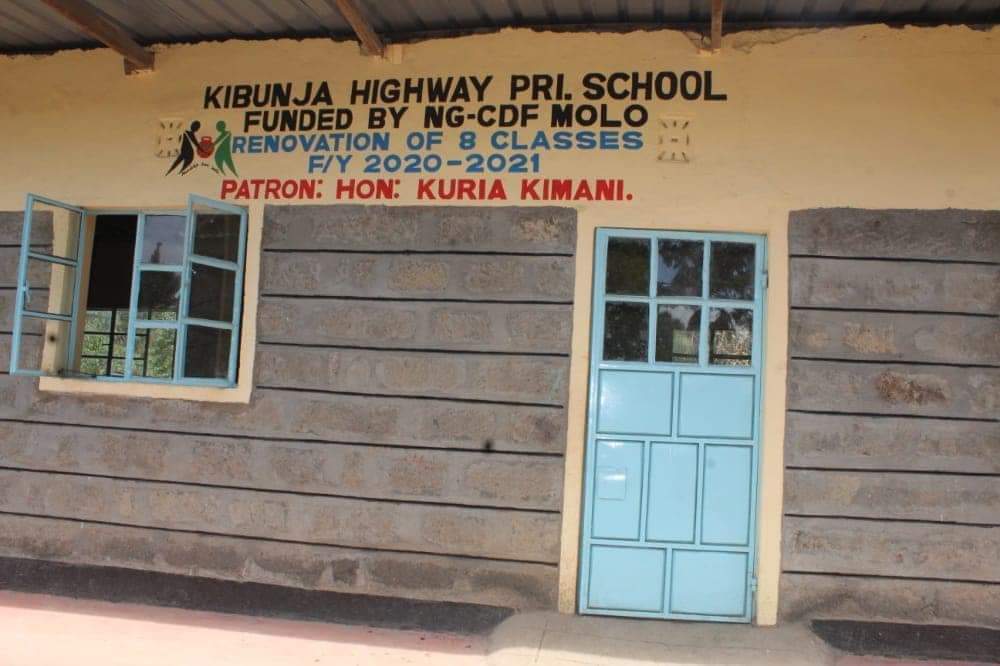 KuriaKimaniMP's tweet photo. Kibunja Highway Primary School done ✅. Those studying in public schools should not be disadvantaged compared to their counterparts in private schools due to poor infrustructure.
Transforming our schools, one at a time…
#MoloRising
#KuriaKimaniDelivers
#AzimioLaMashule 😄 https://t.co/aNTcmEpmeV