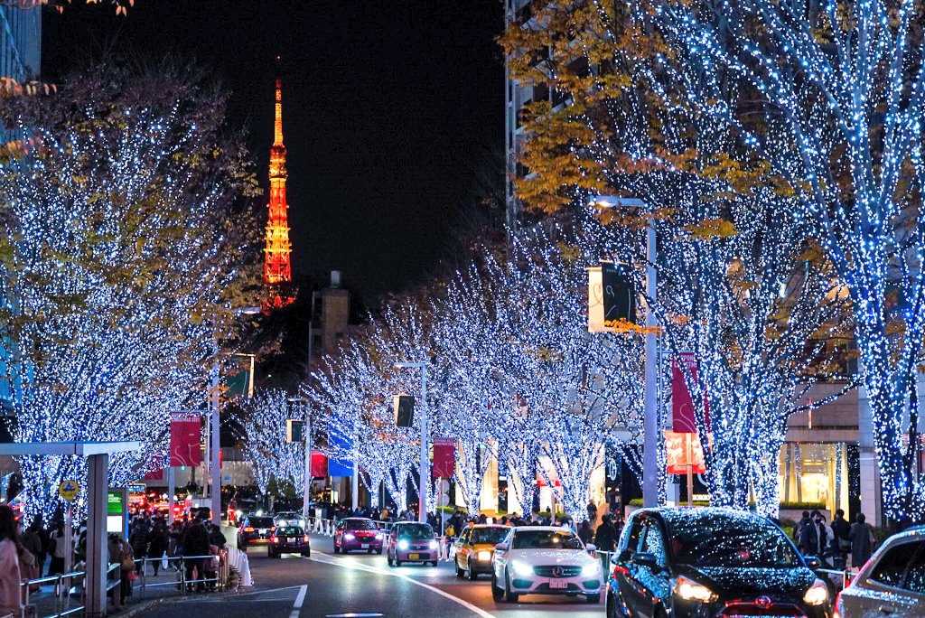 nonnonUsachan's tweet photo. もう一度、
六本木ヒルズとけやき坂。

#東京の夜景　#六本木
#Destinationjapan https://t.co/QnIffOc1XP