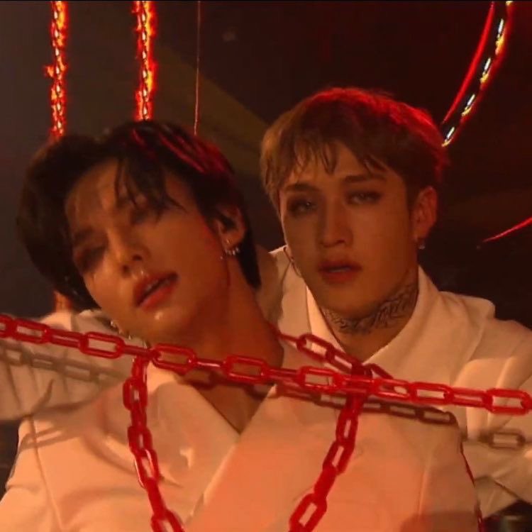 CH4NL1A's tweet image. GENUINELY WHAT THE ACTUAL FUCK THEY KNOW NO MERCY