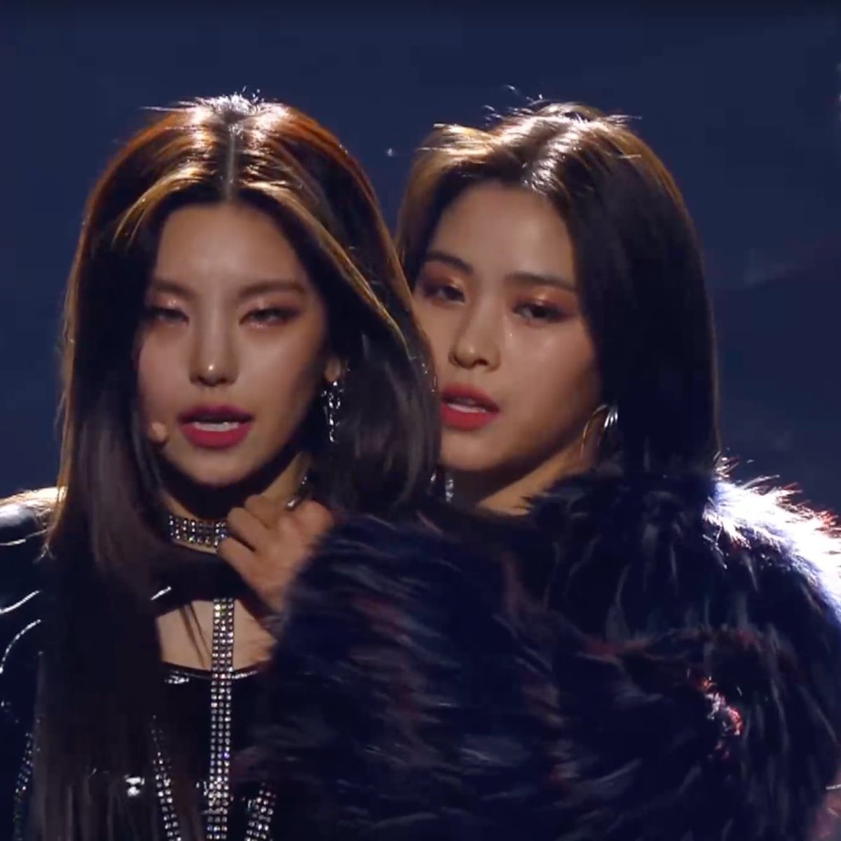 CH4NL1A's tweet image. GENUINELY WHAT THE ACTUAL FUCK THEY KNOW NO MERCY