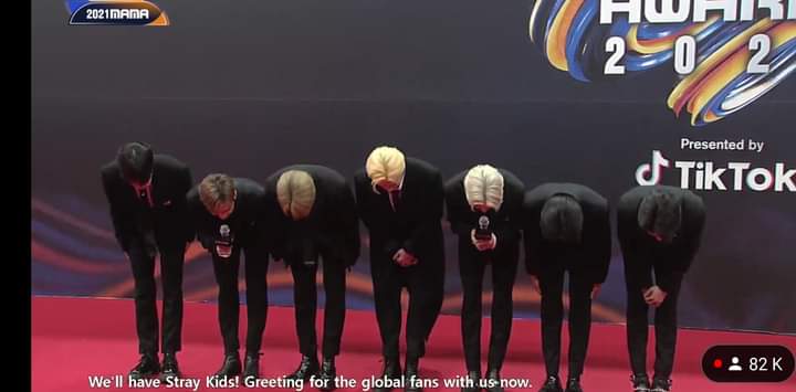 elisseliii's tweet photo. STAY LAS VOTACIONES YA HAN TERMINADO A TI QUE ESTUVISTE VOTANDO MUCHAS GRACIAS LO HICISTE MUY BIEN CORAZÓN YA VERÁS QUE TODO ESFUERZO TIENE SU REMCOMPESA, SKZ Y YO ESTAMOS MUY ORGULLOSOS DE TI<3

#Straykids https://t.co/WUpL3ss9dr