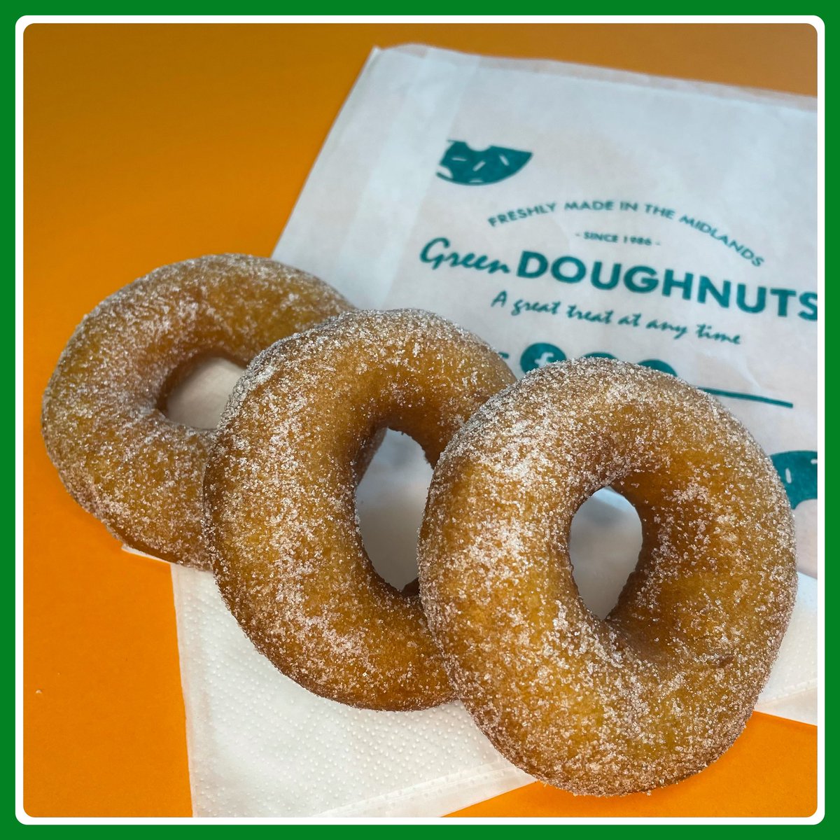greendoughnuts's tweet photo. Just what you need to keep warm on a day like today #freshlymadedoughnuts  #greendoughnuts #wolverhampton go on treat yourself, it’s nearly Christmas after all 🎄❄️⛄️#doughnuts #westmidlands #doughnutshop #donuts https://t.co/3iyDs1fa4t