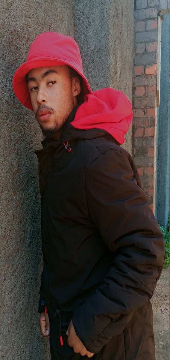 🔴⚫ TheeNewTingz-Tingz 🔴⚫