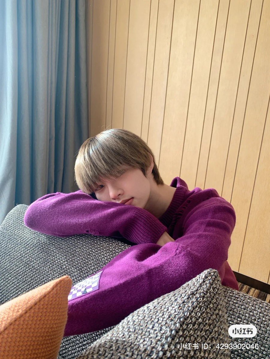 tacososjun's tweet photo. i wanna snip snip his hair https://t.co/OqfTDqTeqK