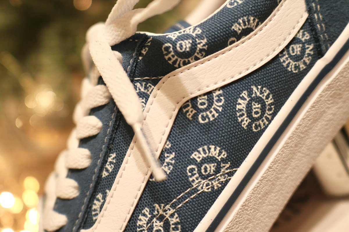 nakko_ep's tweet photo. VANS OF CHICKEN!! 
自分へのクリプレ(;O;)🎁かわいすぎる!! 履くか飾るか履くか飾るか... 

#BUMPスニーカー https://t.co/yxLTwzaRSC