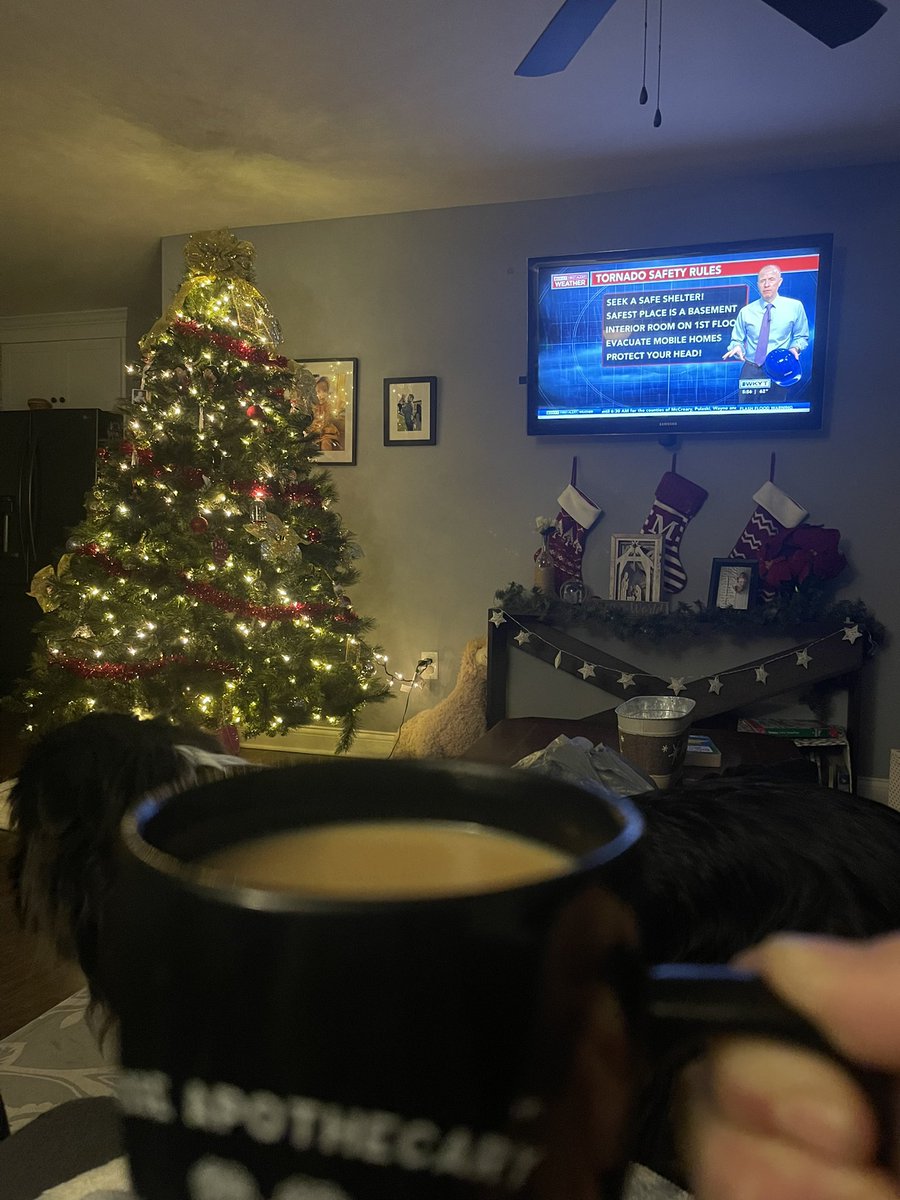 cRizzle17's tweet photo. Coffee, Christmas tree, and @Kentuckyweather https://t.co/B8AMPqd7Yh