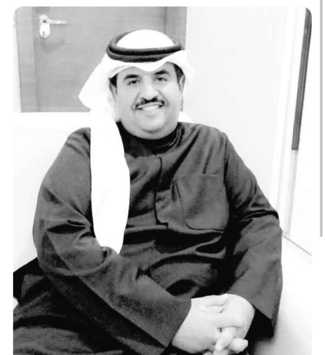 قبل أن يحفظ القصيدة حفظها محبيه وانتشرت  وتصدّرت "الجرائد" المنشورة، 
وستبقى ديوانيته تعريشة قصائد والدلال تفوح أدبًا بنكهة القهوة إلا أنّ الشيخ #دعيج_الخليفة_الصباح لن يحضر الديوانية اليوم ككل يوم.
لن أرثيك فيكفي أنّ نهار #الكويت أظلمّ باكرًا، فيا لنهارات وطن النهار الموحشّة.