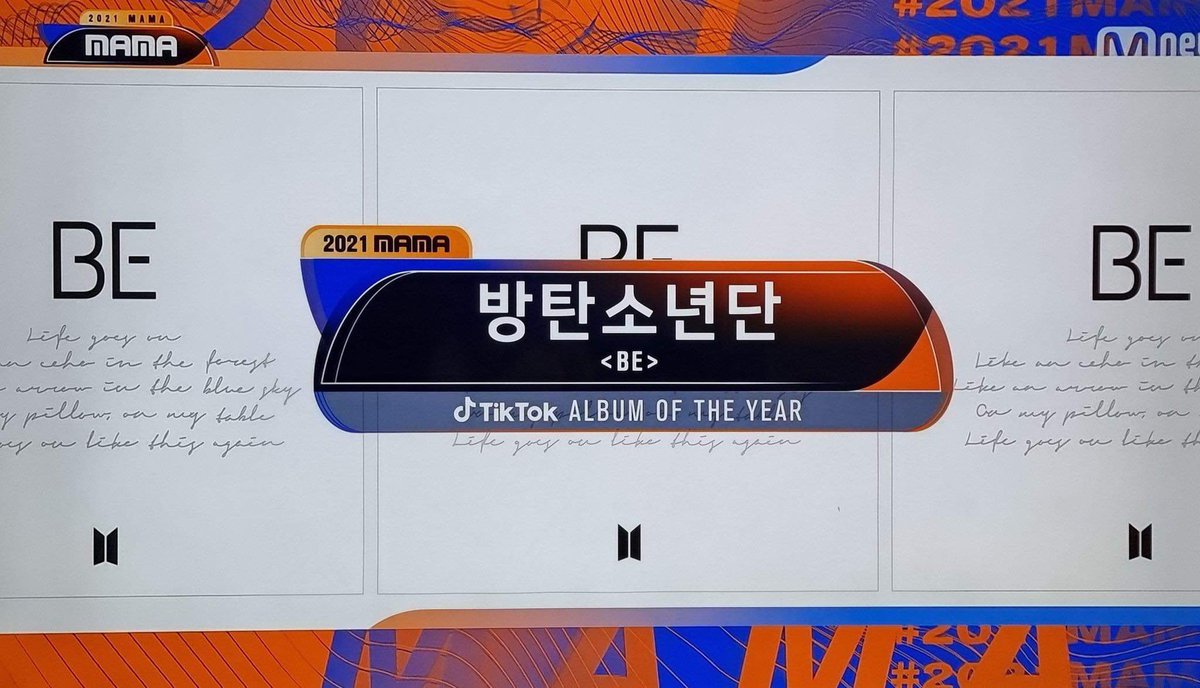 NgHongGam1's tweet photo. Daesang thứ 60
Nice @BTS_twt 🌟 https://t.co/RP1UBBknsK