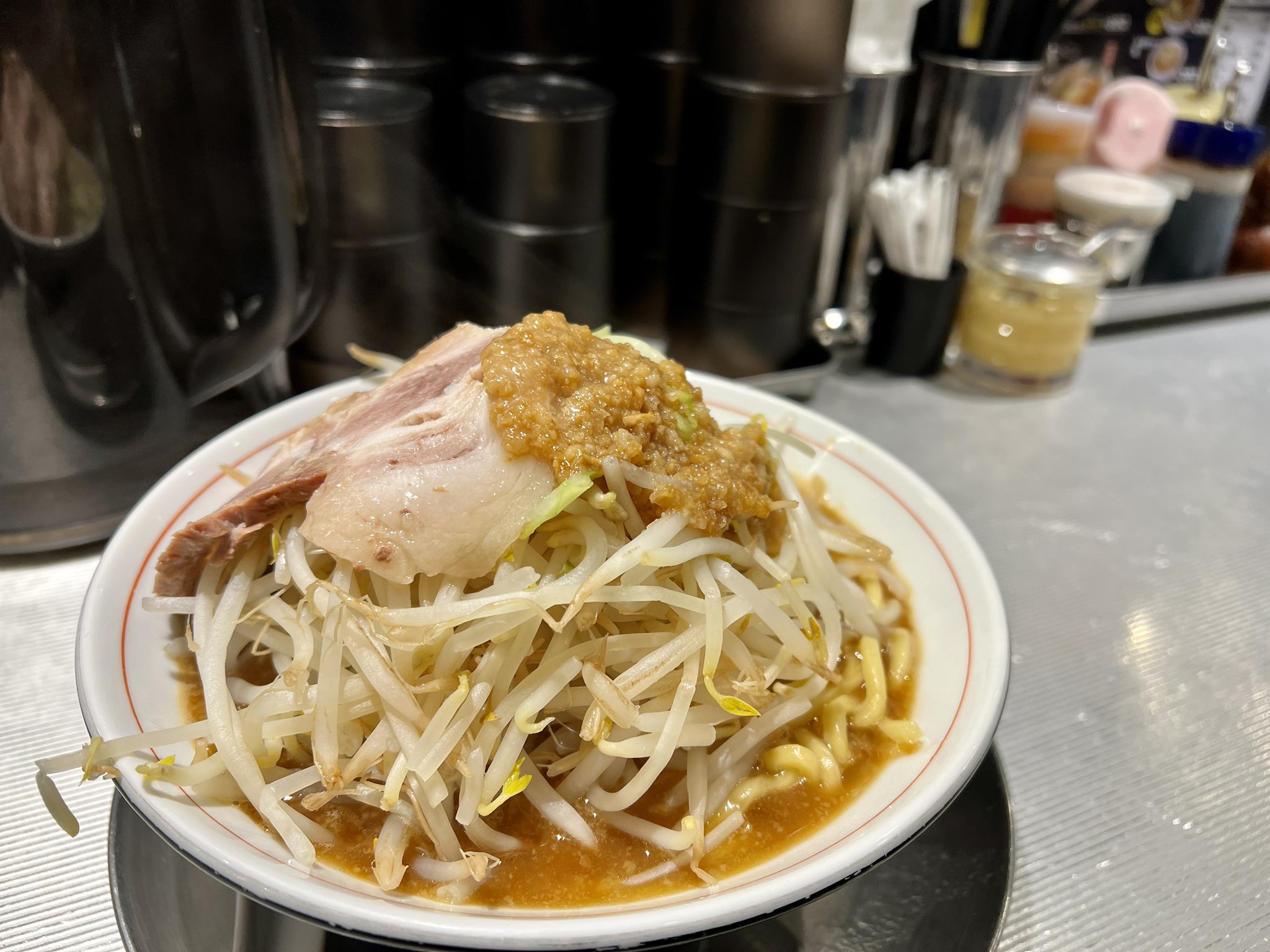 あまたけ 麺屋ジャイアンさんへ 彡 定番のｇラーメン 850円 堪能してきました 花小金井 麺屋ジャイアン ｇ ラーメン ラーメン 拉麺 T Co Kv2ufdfltz Twitter