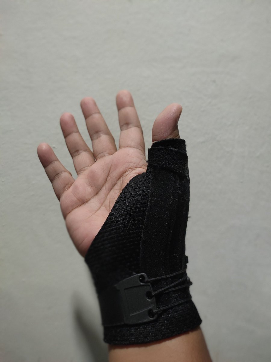 Unfortunately my hand getting worse. I believe its called;
'De Quervain's tenosynovitis'. 
Going to the doctor tomorrow to confirm it.

No Quote City until the end of 2021. Health is more important

#healthbeforewealth #NFTCommunity