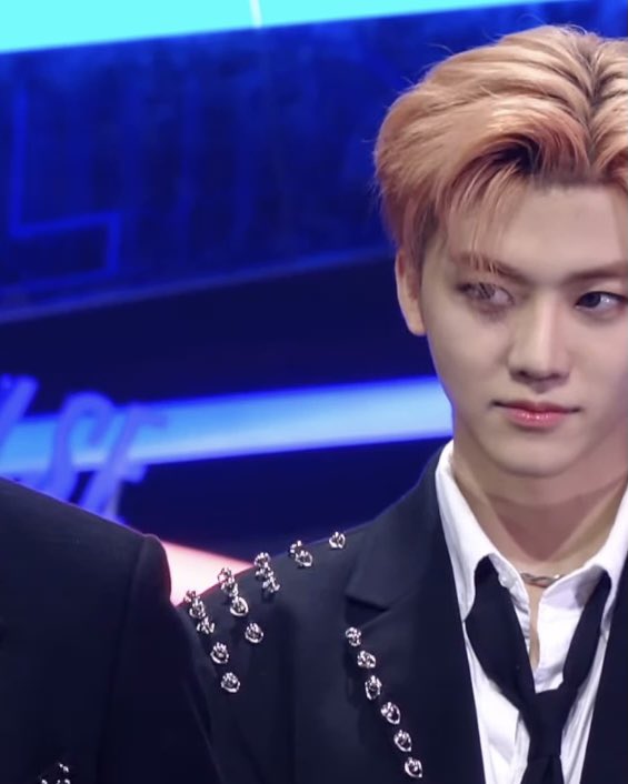 hourlyjaemin's tweet photo. oh my god na jaemin… https://t.co/32HoCph5AW