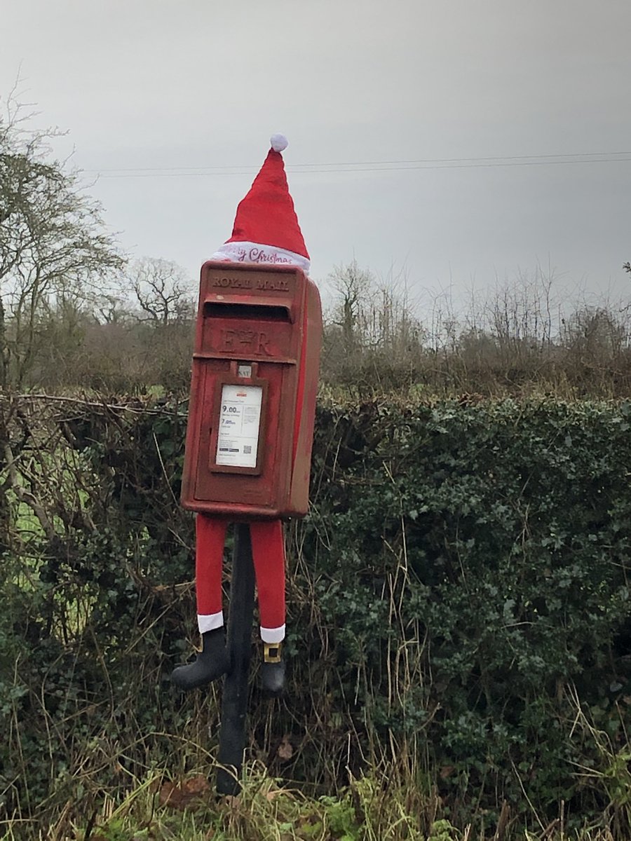 shorty_ian's tweet photo. Ho ho ho! https://t.co/CP4OEjps5I