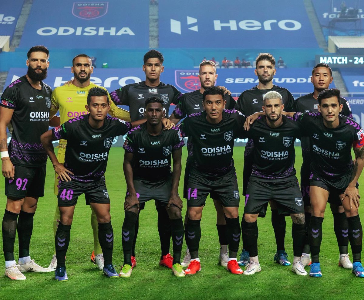 vinit_vr's tweet photo. Hard Fought Victory 💪🏻
Proud Of All The Efforts We Had Put In Last Night 👏🏻🔥🙌🏼

#blessed #godisgreat #godisfirst #godisincontrol 😇🙏🏻 https://t.co/fKgC0IRr1J