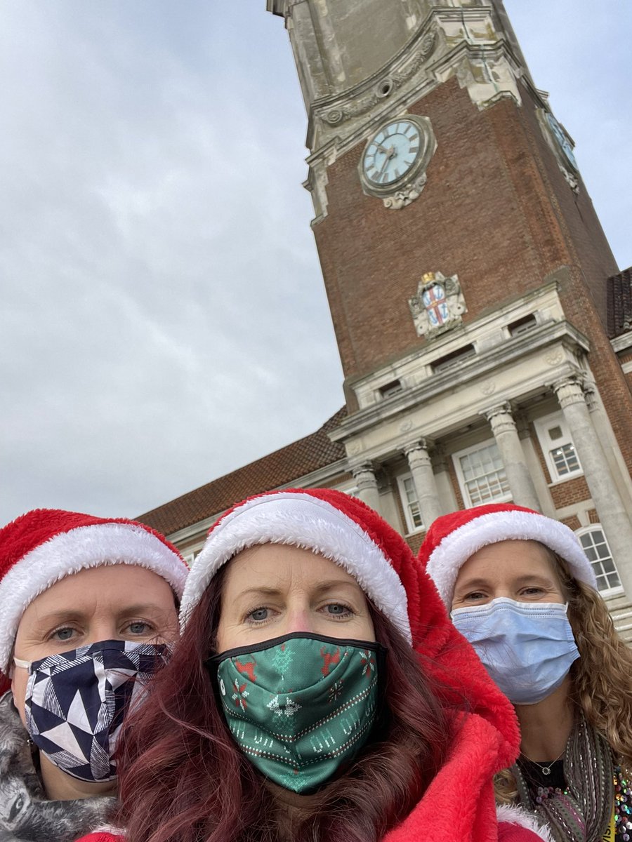 therhspa's tweet photo. Car park is filling up. Our dancing Santas are a hit! @RHSSuffolk #partofRHS https://t.co/Lna3jhXUWW