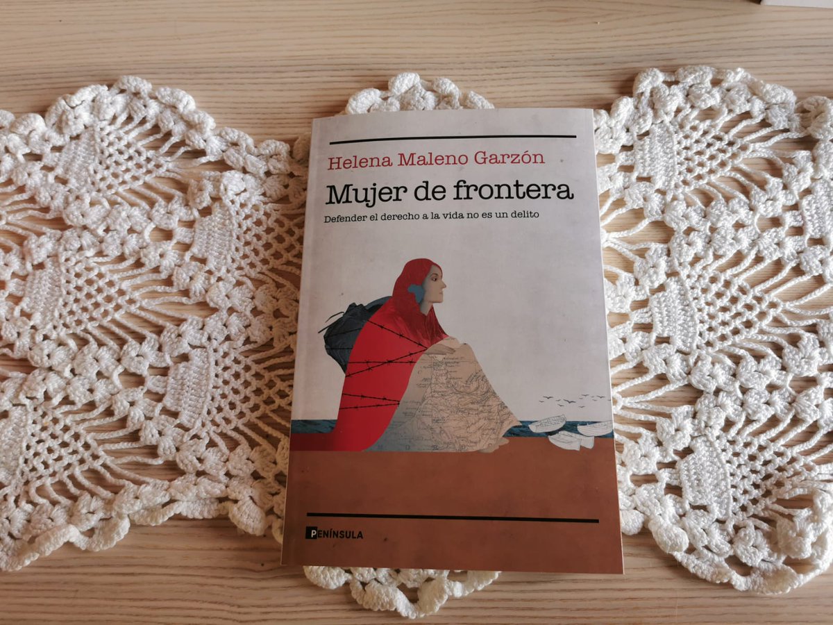 Mi libro se vende sobre todo en librerías pequeñas y estoy feliz con la noticia 😍. Estas fiestas sigan apostando por el comercio local y si gustan regalen el libro que escribí desde las entrañas.