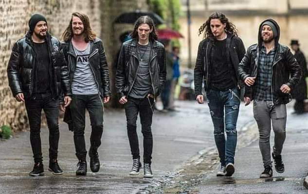 Fahranmusic's tweet image. We're approaching 90,000 Facebook followers.
Join us there on facebook.com/fahranmusic