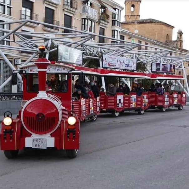 De Alcalá Express, el Tren de la Navidad te espera en Alcalá la Real
<a href="/Alcala_la_Real/">Alcalá la Real</a>
#trenturístico #alcalálareal #dealcala #navidad2021