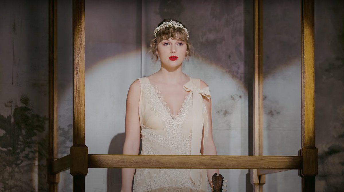 taylornation13's tweet photo. 1 year, 1 million tears, and we're still here listening forever and evermore. happy #1yearofevermorealbum! https://t.co/rNdvjqDYuu
