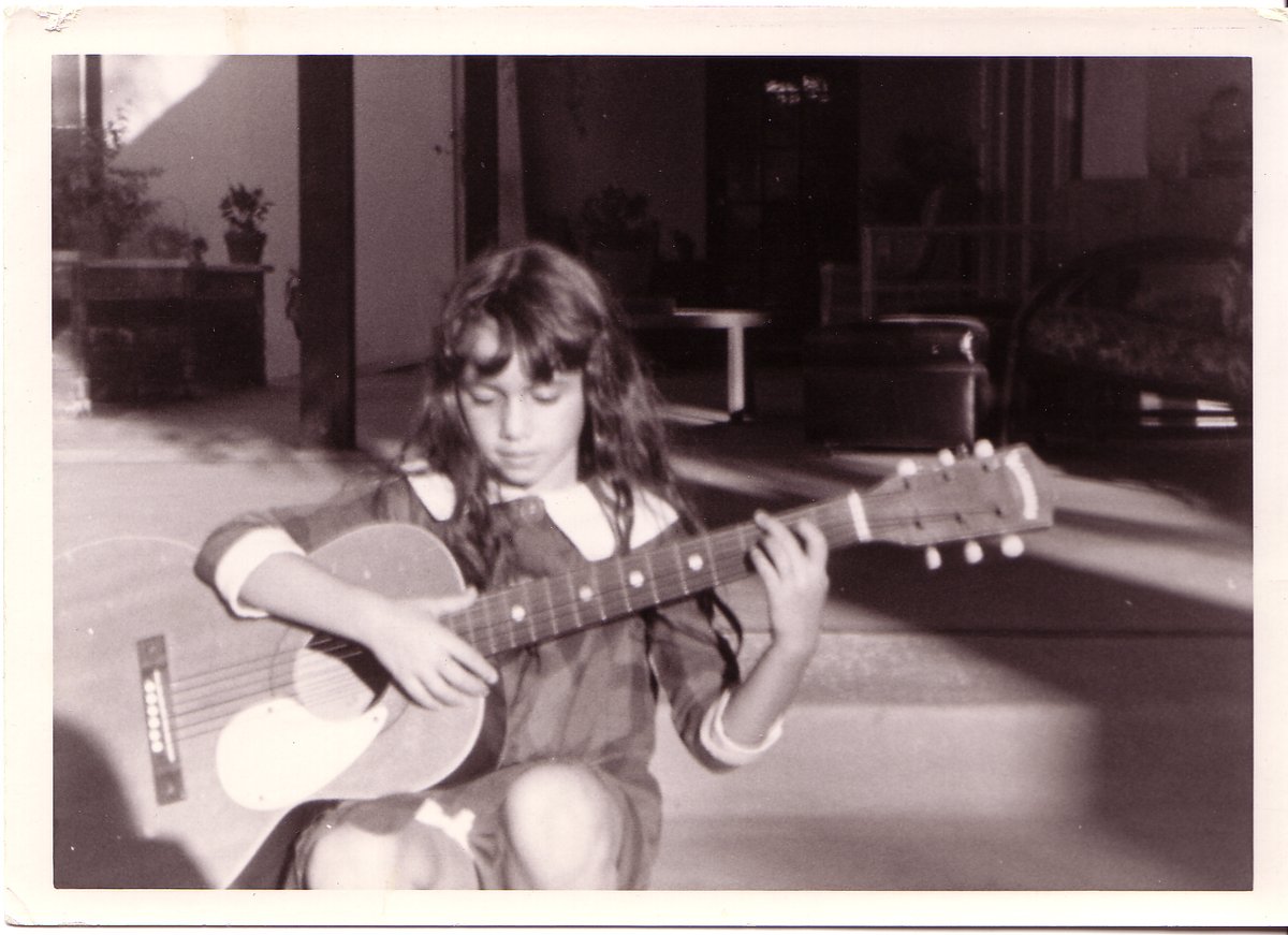 Susanna Hoffs on Twitter "Michael Nesmith's music was such a gift. I