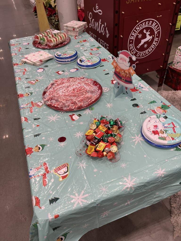 Lowes #707 is feeling festive today. Cookies…..hot chocolate….candy canes. Come see Cameron for some holiday goodies.