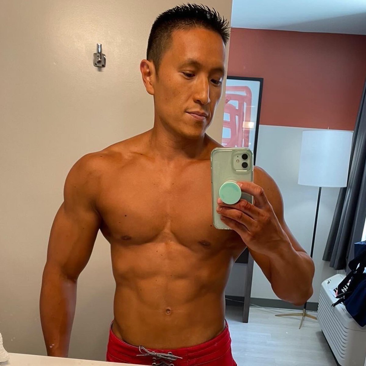4020fit's tweet photo. Mike, 40🇺🇸
https://t.co/zne1FVGlBS
#fitover40 #40isthenew20fit https://t.co/mzCeM8DdZw