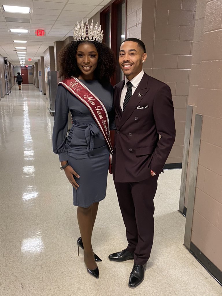 TexasSouthern's tweet image. Mr. &amp;amp; Miss Texas Southern University salute all of our graduates on today! HAPPY GRADUATION! #tsugrad21