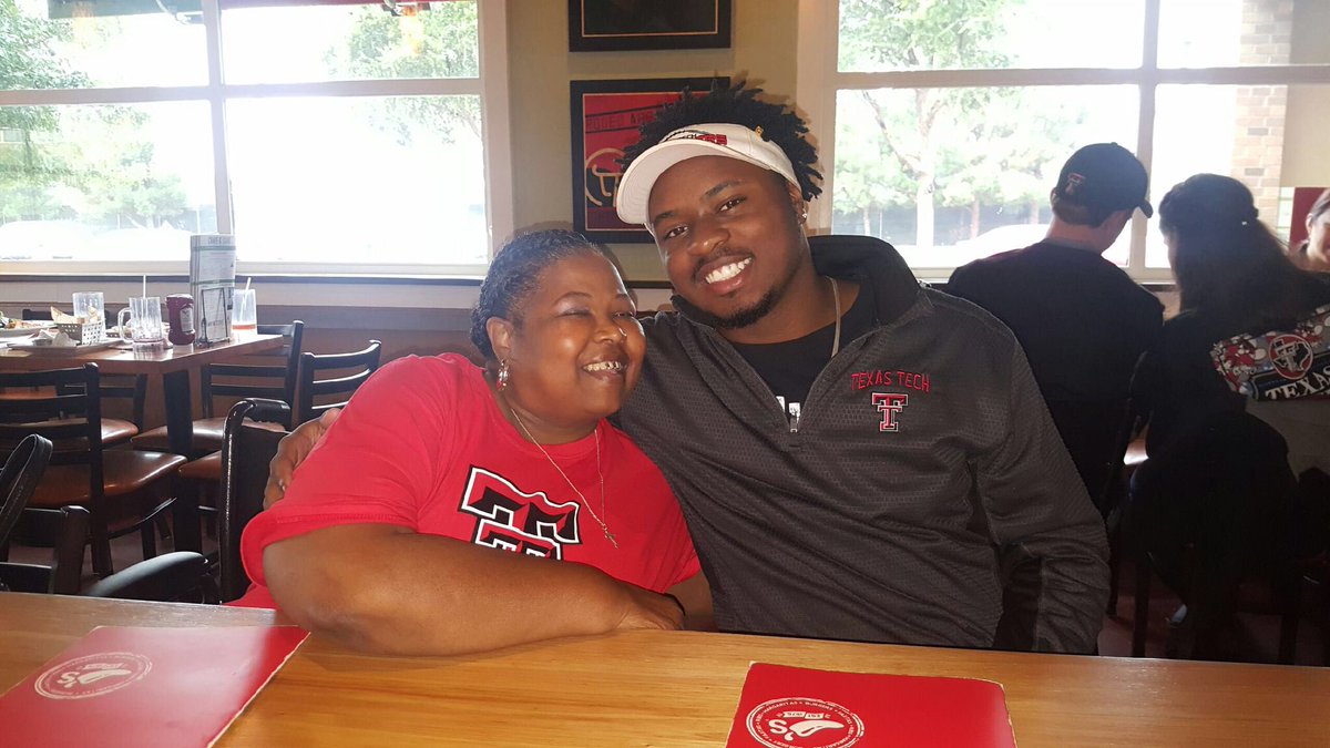 Isaiah Berry tweet media