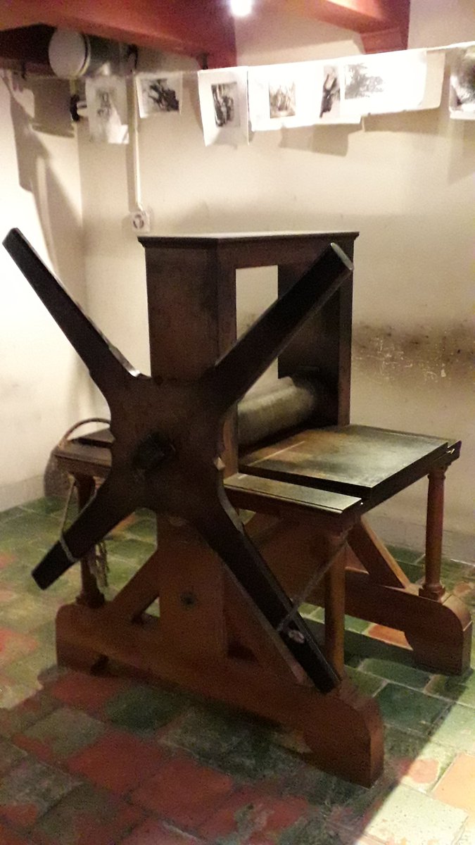 etchingrevival's tweet photo. In Rembrandt's day, etching presses were made of wood. This isn't actually his - no-one knows what happened to that. It's part of a very effective recreation of what the print room in his house could have looked like in the 1640s. https://t.co/yq8XVTl2Ea