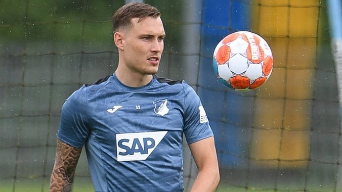 eManagerScout's tweet photo. David Raum 🇩🇪 vs Friburgo

🇩🇪 Alemania
🏟️ TSG Hoffenheim
👶🏻 23 años

📝 9,6/10
⏱ 90' 
⚽ 1 Gol
🤝🏻 1 Asistencia
✅ Victoria 1-2
👁️ 4 Pases Clave
🗡️ 7 Duelos Ganados
👟 67% acierto de pase

FIFA22: LI | Val. 75 Pot. 81 | 8,5M 24k https://t.co/xJSUWnaskE