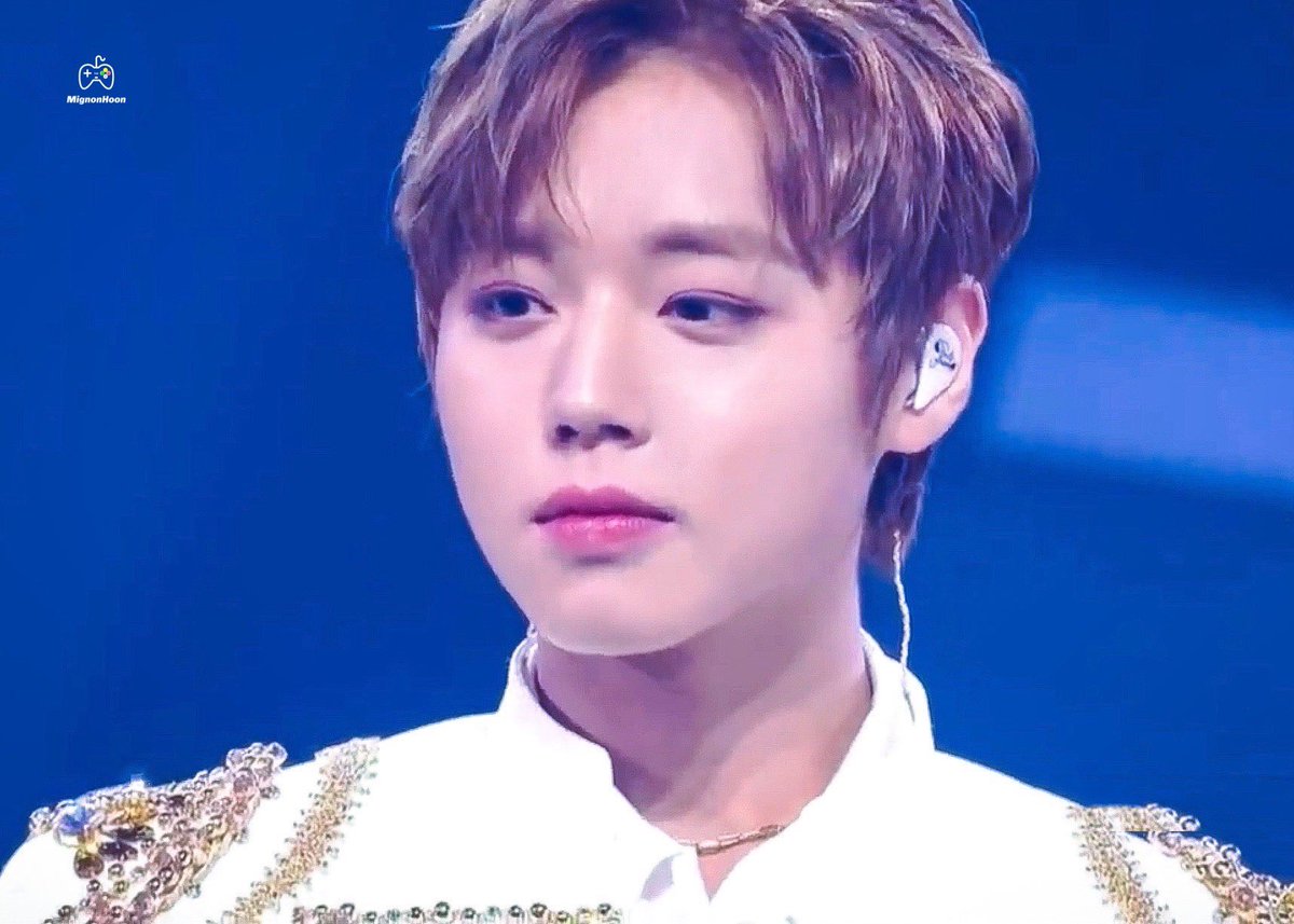 MignonHoon's tweet photo. 빛나는 너 ✨✨

#박지훈 #MAMA2021 #WannaOne #ParkJihoon https://t.co/DFjR2ijRZO