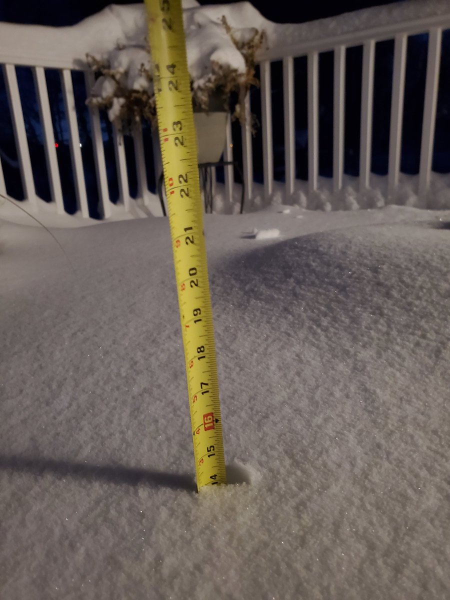 bh55024's tweet photo. @MPRweather At least 14" in Shakopee at 645am Sat https://t.co/B6KJVW6zZr