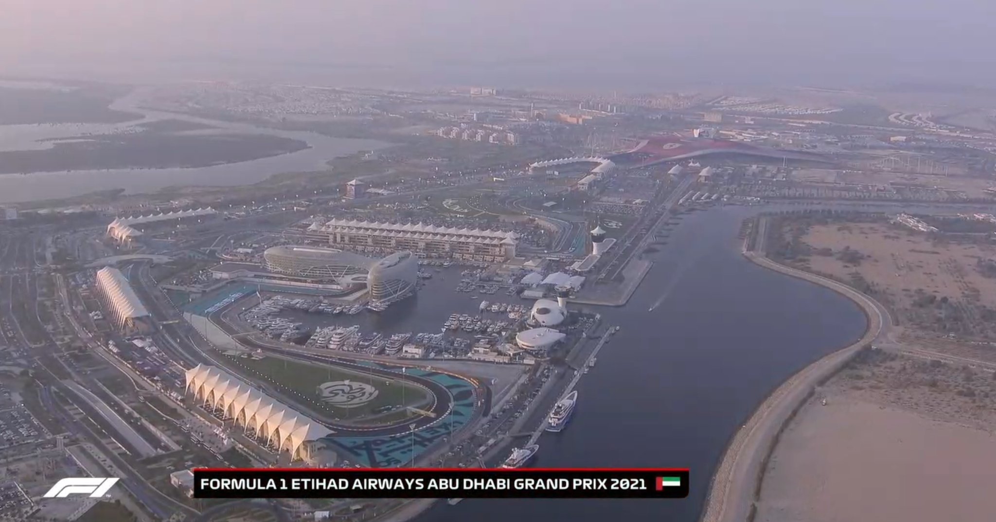 FGVB2ZKXIAkwrMM?format=jpg&name=large