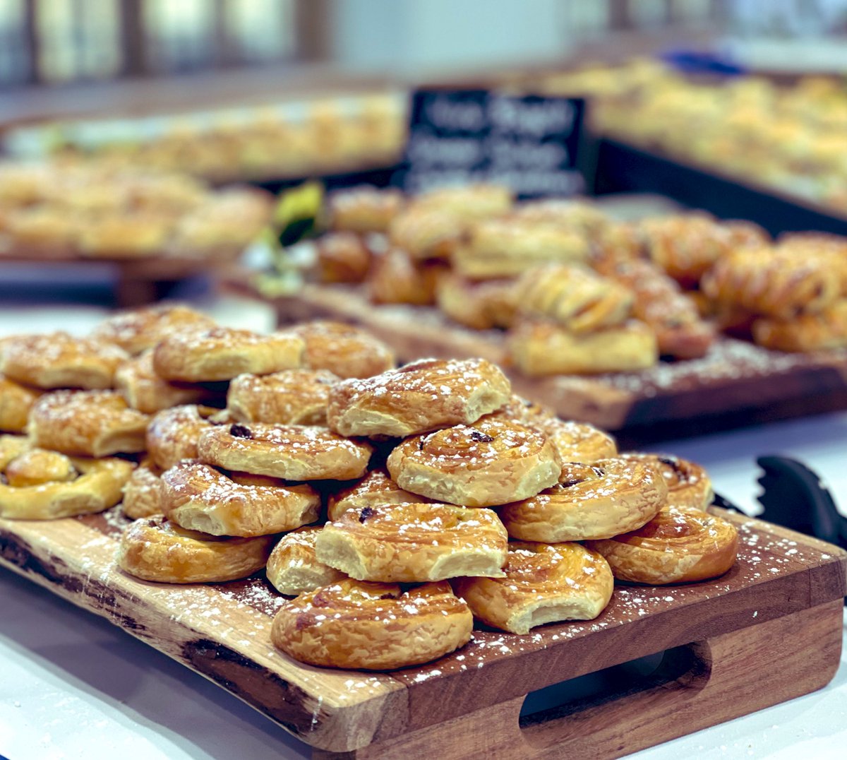 Parent brunch, this morning <a href="/HolroydHowe/">Holroyd Howe</a> <a href="/OliCullers/">Oli Cullingworth</a> @ChefSi71 <a href="/SarahMccubbin6/">Sarah Mccubbin</a> <a href="/Josephmbryan/">Joseph Bryan</a> <a href="/Rachael48432853/">Rachael Wilson</a> <a href="/chefbenji64/">Ben Cook</a> <a href="/UppinghamSchool/">Uppingham School</a> <a href="/HHUppingham/">UppinghamHH</a> Great work by everyone, well done team #team