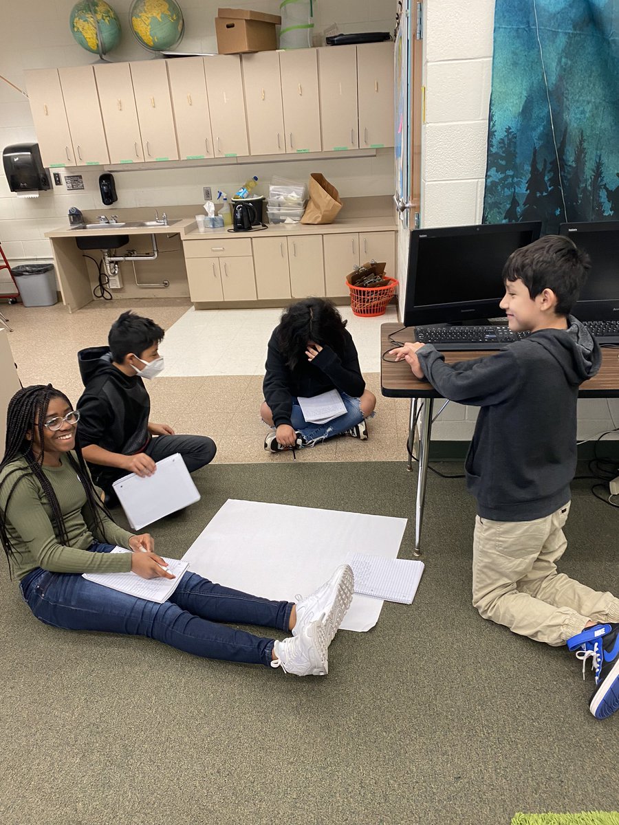 BH_Anderson_'s tweet photo. The Jigsaw strategy being used in social studies! Students met with their expert groups yesterday to share their chapter summaries and create a “perfect summary” to bring to their home group. 🧩 https://t.co/MJg9wbNbNd
