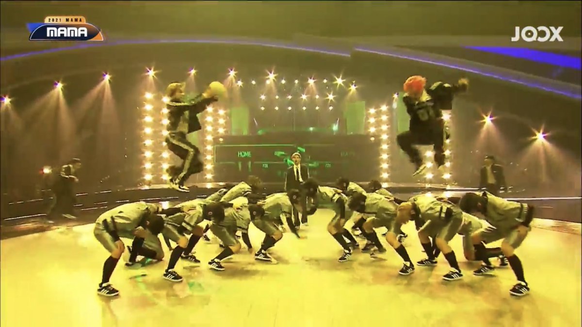 enhypenupdates's tweet photo. [PHOTO] 211211

ENHYPEN performed a striking stage of <Drunk-Dazed> and <Tamed-Dashed> at the 2021 Mnet Asian Music Awards!

ENHYPEN BLAZES FOR MAMA
#ENHYPEN6thROTY #엔하이픈_MAMA_신인상_축하해 #ENHYPEN_WWFCTop10 @ENHYPEN_members @ENHYPEN https://t.co/7XyJsawN1K