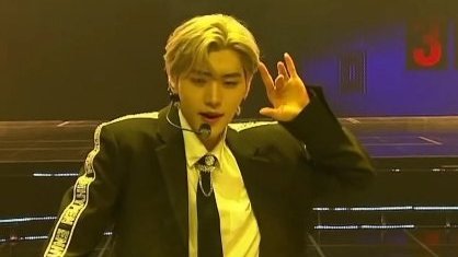 켈 tweet media