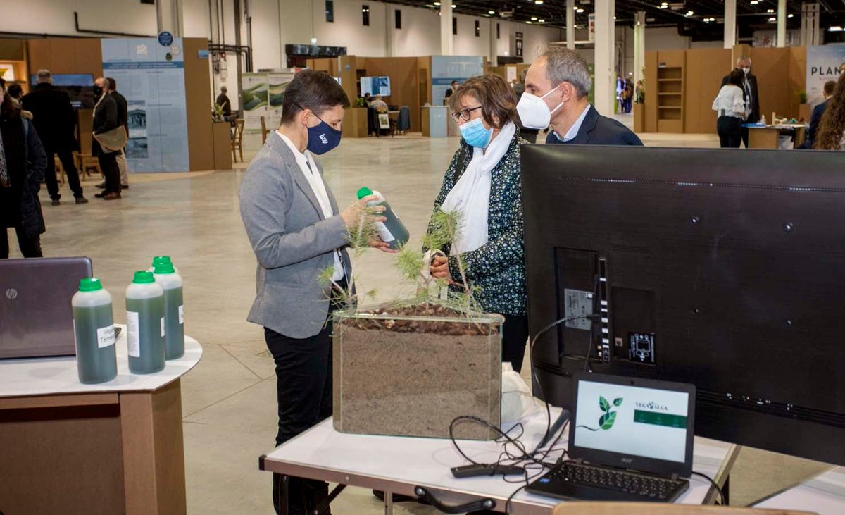 MKlaszter's tweet photo. Klaszterünk tagjai is bemutatkoztak a Planet Budapest 2021 fenntarthatósági kiállításon
Our cluster presented at Planet Budapest 2021 Sustainability Expo and Summit
#planetbudapest #bioenergy #Arundo #biomass #bayzoltan #bioeconomy #bioeconomyklaszter https://t.co/QkE0CqssBP