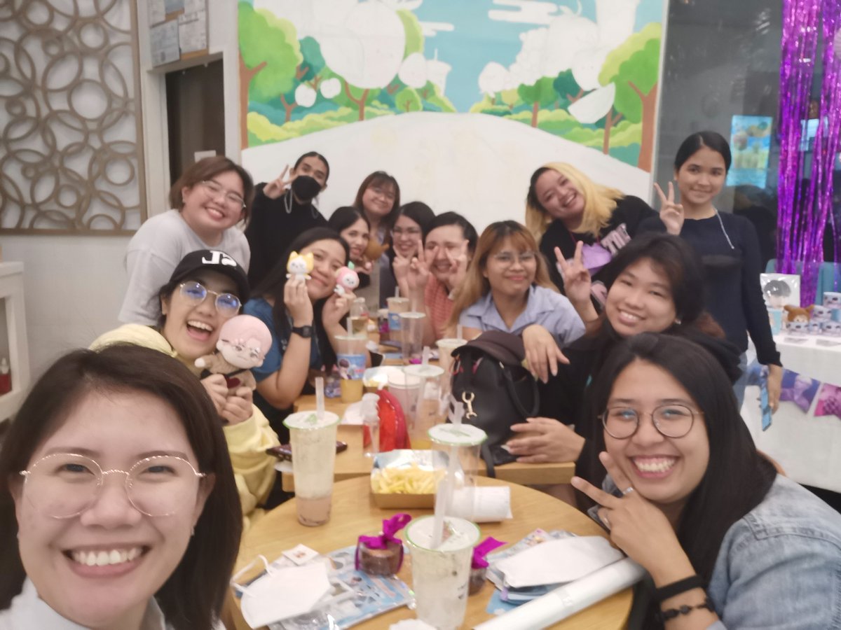 deerenthus1ast's tweet photo. Nakakapagod pero sobrang worth it ng araw na to 💕 Nice meeting you PH Alices. konti lang tayo pero abot ata kabilang brgy ingay natin 😭
See you again next time!!! I had so much fun.

#Dream_With_Chan https://t.co/mJN1hASBHb
