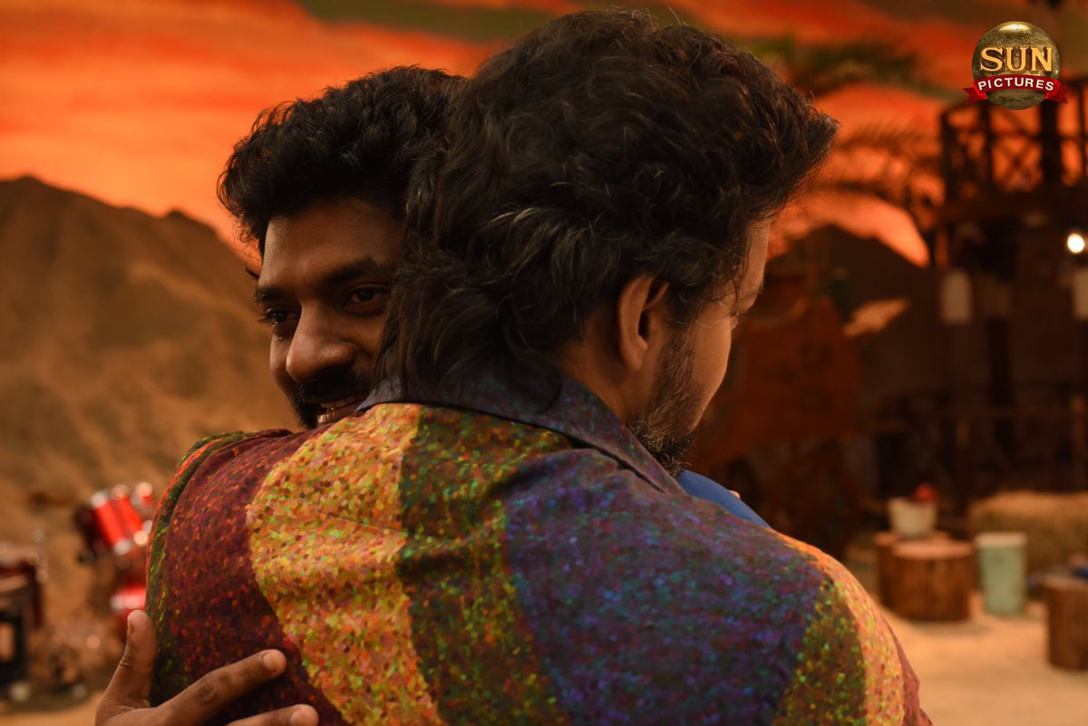 Baraniiraj3's tweet photo. Last Day Shooting Pic #Beast 

#BeastShootWrap ❤️ #absolutepleasure @actorvijay @sunpictures @Nelsondilpkumar https://t.co/G4TsFNjLEs