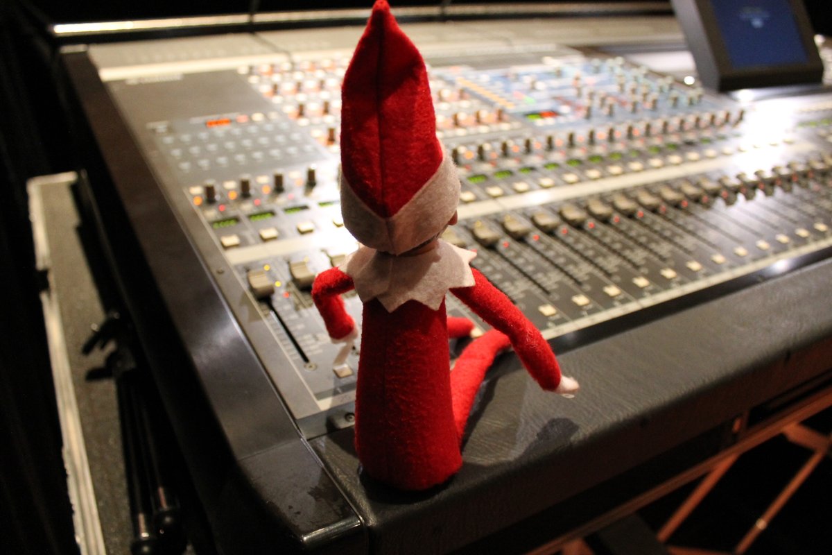 FourWindsCasino's tweet photo. Just helping with soundcheck before tonight's performance by Michael Bolton!
#Soundcheck #ElfOnTheShelf #FourWindsFun https://t.co/Y7v1rGeQIs