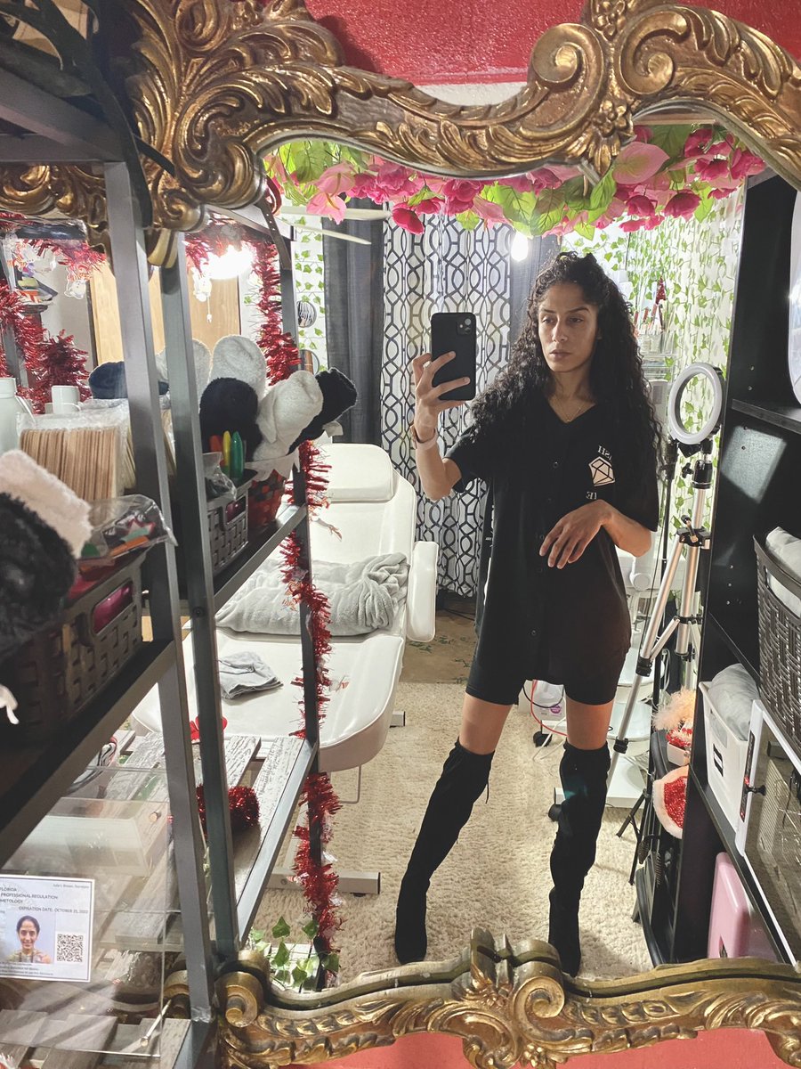 slimtheesty_'s tweet photo. 👀 https://t.co/26FKl6inmC