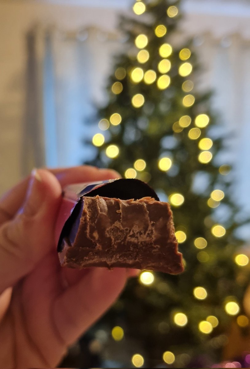 KayleighLTJames's tweet photo. @KITKAT I'm not mad at it... but where's the crunch? 😆 https://t.co/IfmSCqWqZD