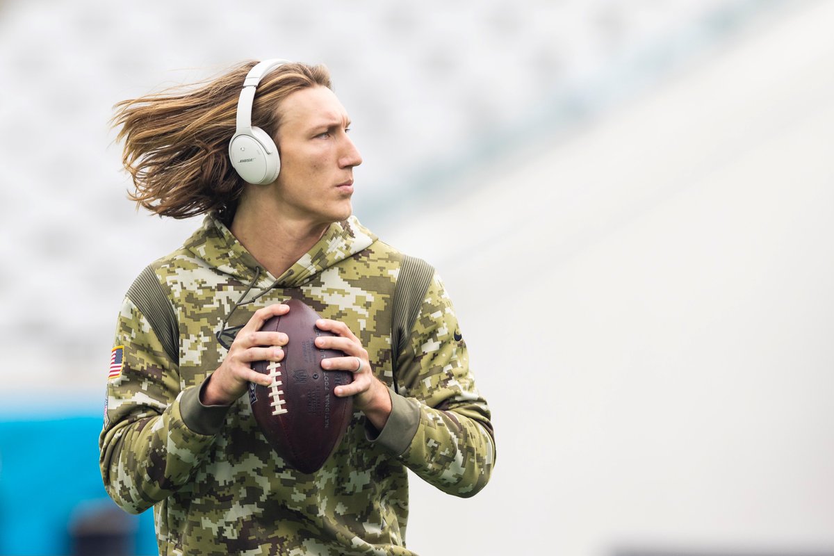 Music on, outside noise off..Ready for Week 14 #TeamBose