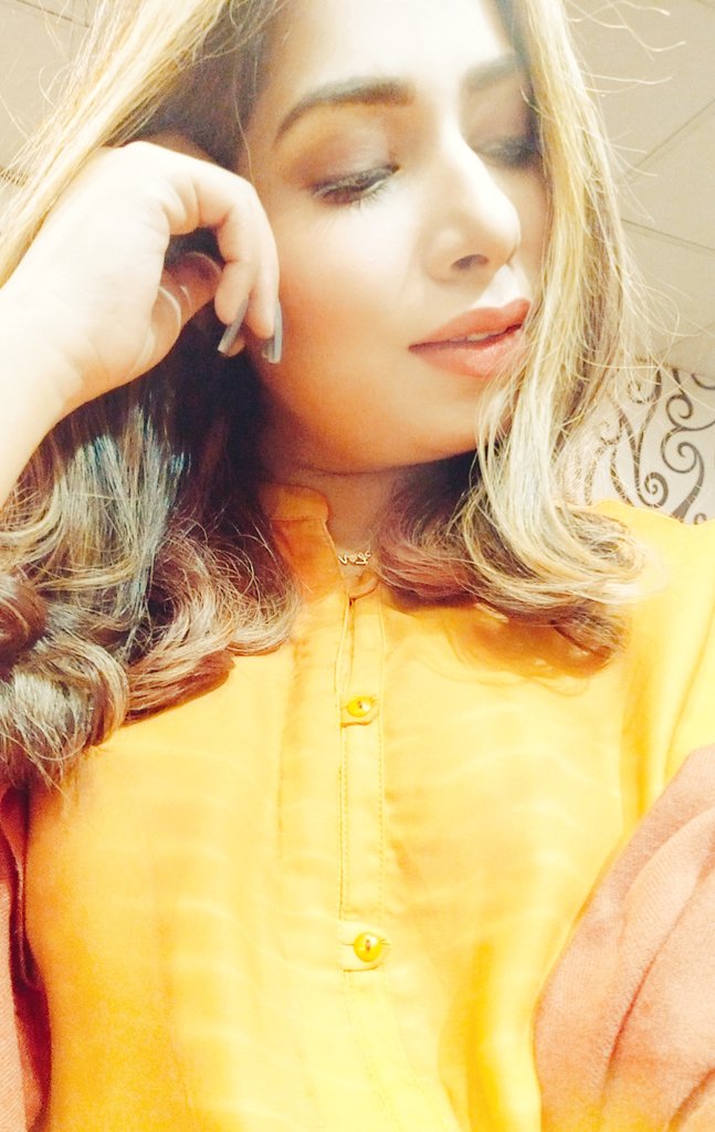 hussynofficial's tweet photo. Colours of life ❤️ https://t.co/qClrVKoLp4