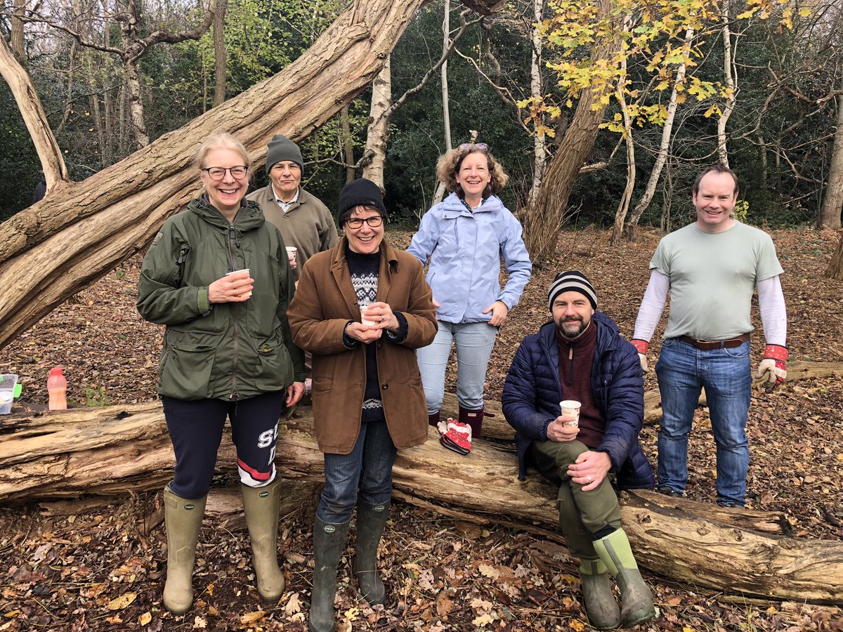 high_broom's tweet photo. Thank you to all our volunteers for some good bramble clearing this morning. The bluebells will have even more space to spread next spring! @NatureLark @KateSLangford @idverde_Bromley @sezel77 @vorns @BlakeParkFriend @oaklodgefsa @GreenGymPenge https://t.co/D2Qr2YqTQm