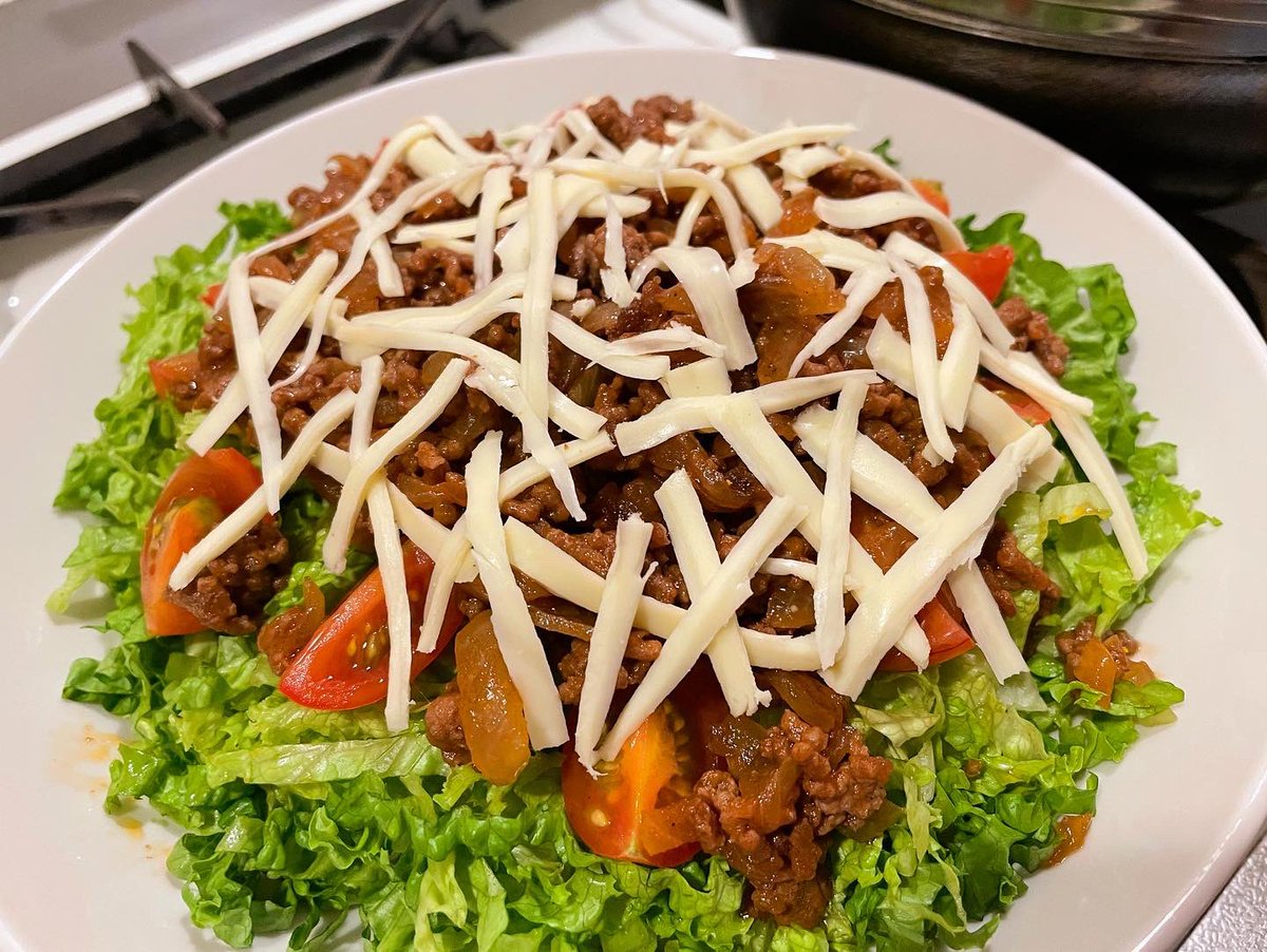 ha87prv's tweet photo. #タコライス
#もやし塩昆布
#エノキとワカメのコンソメスープ

.

#料理 #私料理 #手料理 #自炊 #料理記録 #ごはん記録 #オリジナルレシピ #レシピ記録 #定食記録 #晩ごはん #おうちごはん #おうち時間 #おうち居酒屋 #ディナー #晩酌 #おつまみ #つまみ飯 #料理好きな人と繋がりたい https://t.co/cO21T0U6Ns