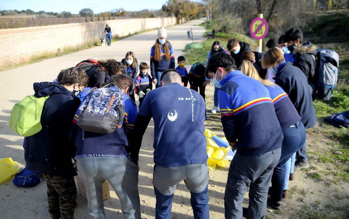🌳Gracias a los voluntarios del Proyecto Libera de <a href="/OJE_oficial/">Org Juvenil Española</a>, <a href="/ecoembes/">Ecoembes</a> y <a href="/SEO_BirdLife/">SEO/BirdLife</a> que hoy están limpiando nuestro monte de basuraleza.

👉🏻 Un orgullo vuestro compromiso con nuestro mayor tesoro natural.