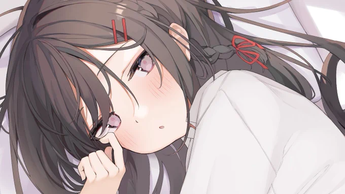 姫宮の新刊にて生徒会長ちゃん描かせていただいてます!!気合入れて描いたので是非チェックしてください🐼🤍🤍 https://t.co/nIbHrBfQ9a 