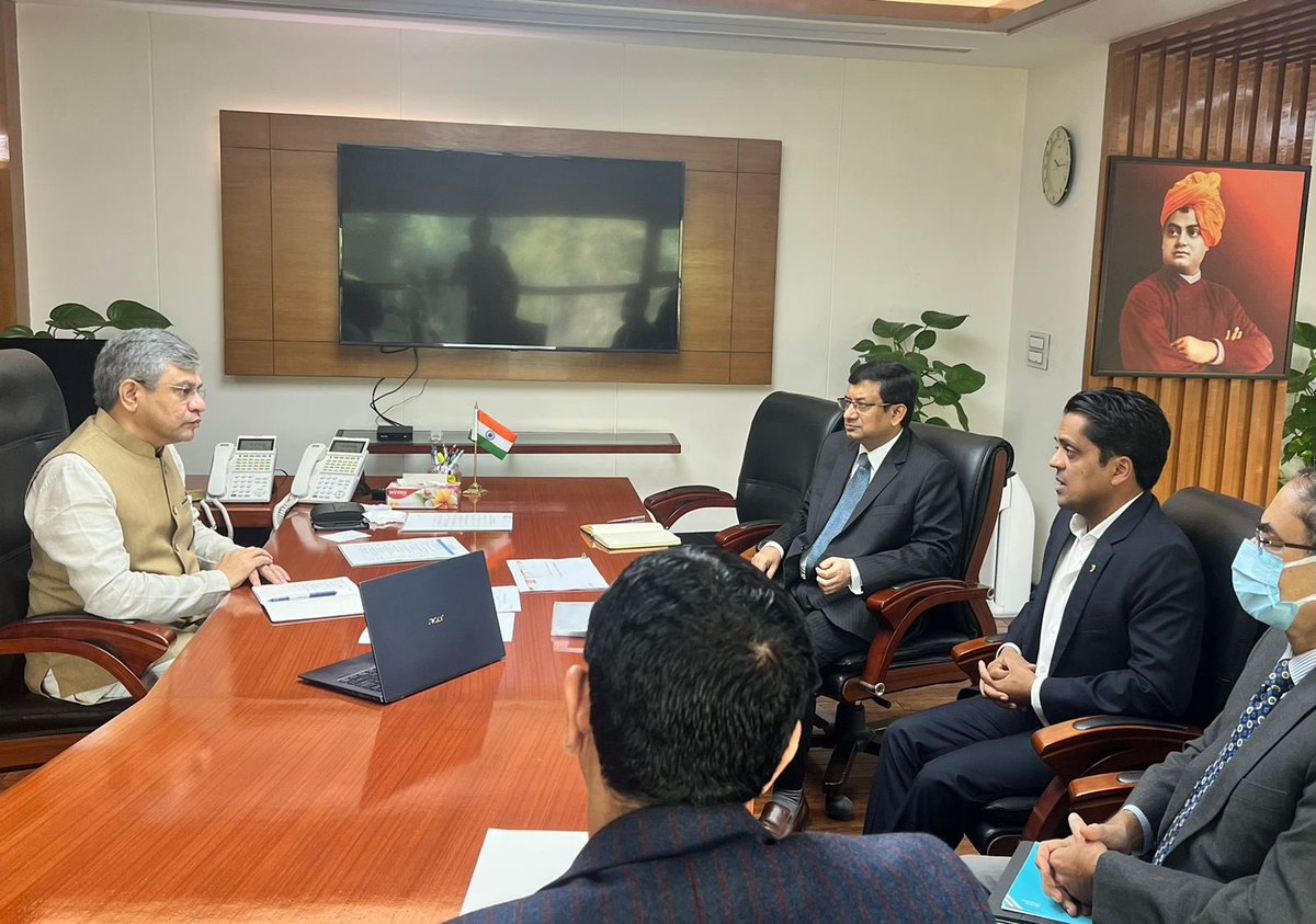 Amitkr05Kumar's tweet photo. It was heartening to see a cabinet minister speaking to us to help us to ensure the success of #MakeInIndia #atmanirbharbharat .#IAS @SecretaryMEITY and JS #Saurabhgaur were also present. https://t.co/9Rr1LrS5we