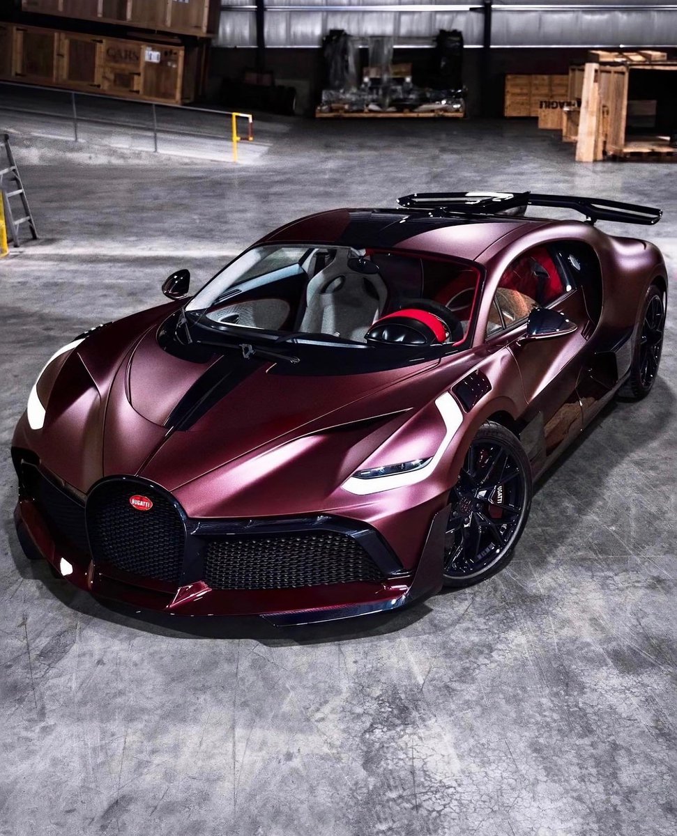 WorldWideCarsTM's tweet photo. Bugatti Divo 💫 https://t.co/6QN3eIIN9r